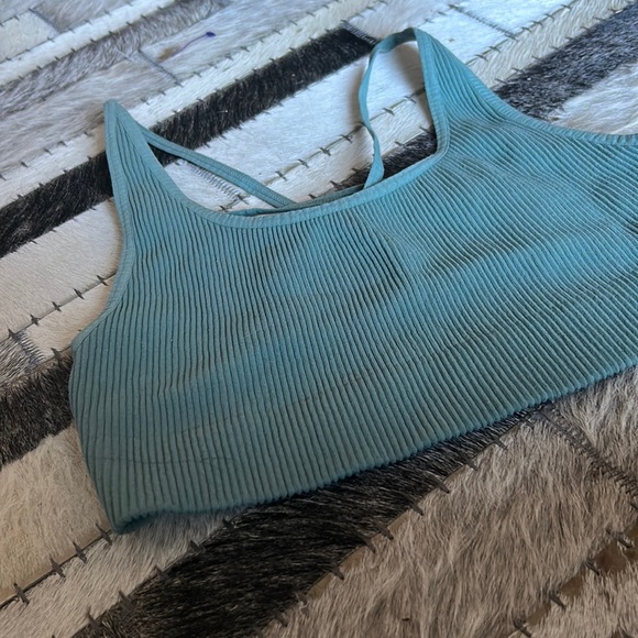 NWT intimately fp backless bralette in green‎ - Picture 2 of 5